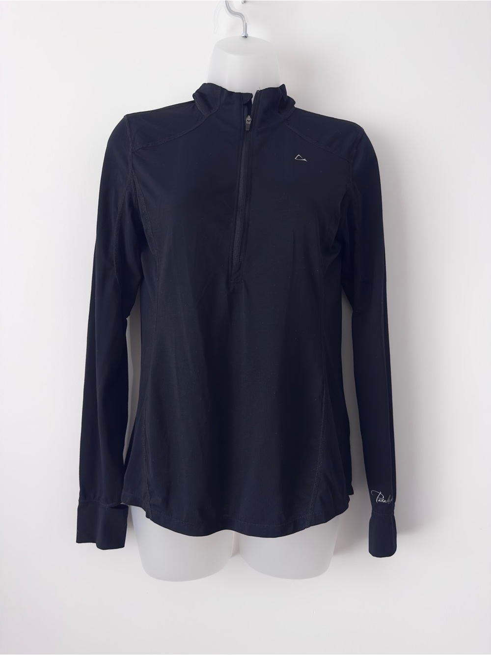 paradox black half zip top